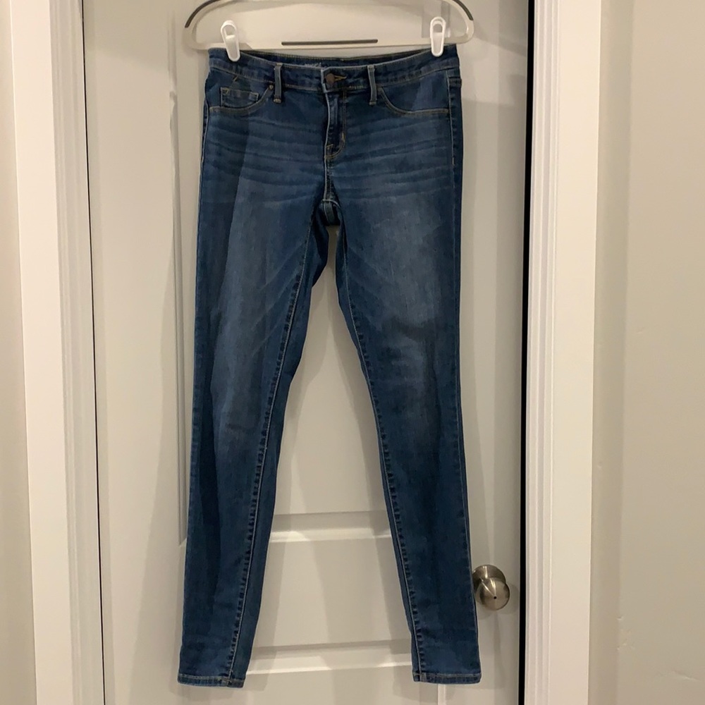 Stretchy skinny jeans